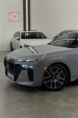 بي ام دبليو الفئة 7